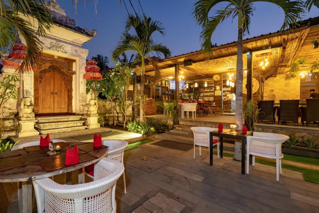 Good Cheer Hostel นูซาเลมโบงัน ภายนอก รูปภาพ