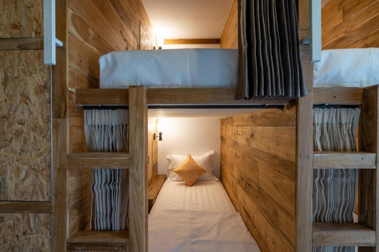 Good Cheer Hostel นูซาเลมโบงัน ภายนอก รูปภาพ